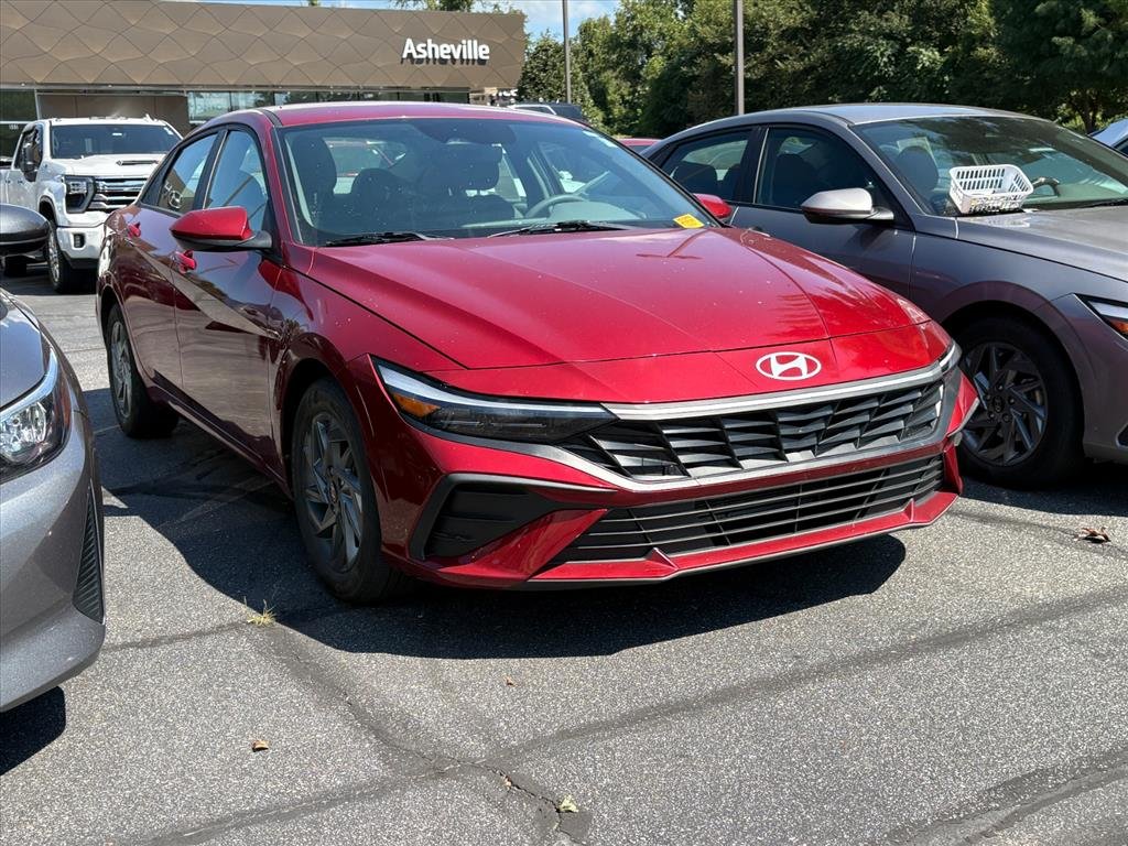 Certified Used 2024 Ultimate Red Hyundai SEL image 1