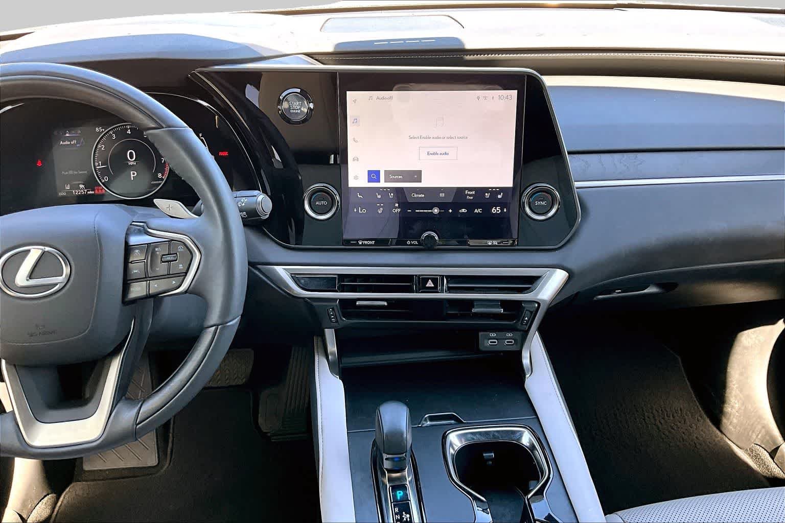 Used 2023 Iridium Lexus Premium image 6