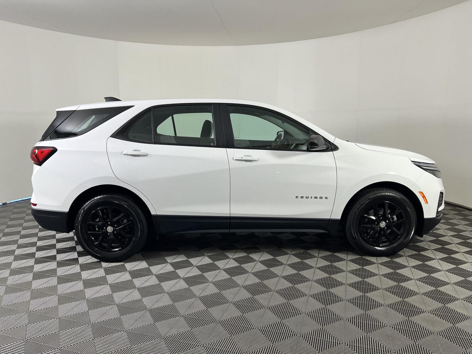 Used 2024 Summit White Chevrolet LS image 22