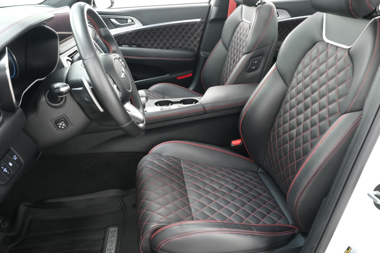 Used 2023 Alta White Genesis 3.3T image 34