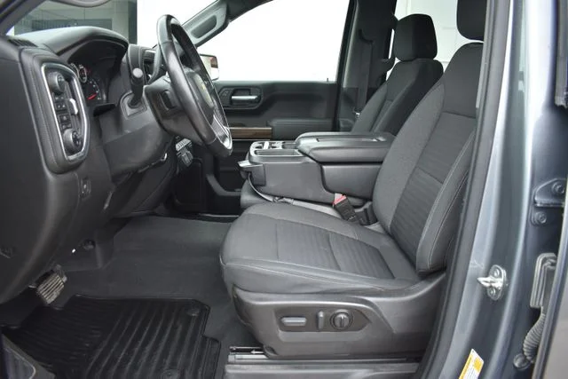 Used 2021 Gray Chevrolet LT image 11