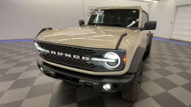 New 2026 Desert Sand Ford Badlands® image 3