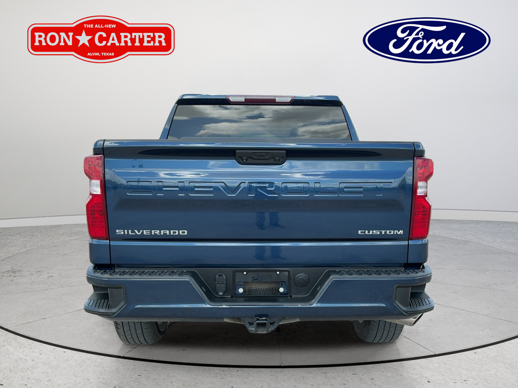 Used 2022 Blue Chevrolet Custom image 5