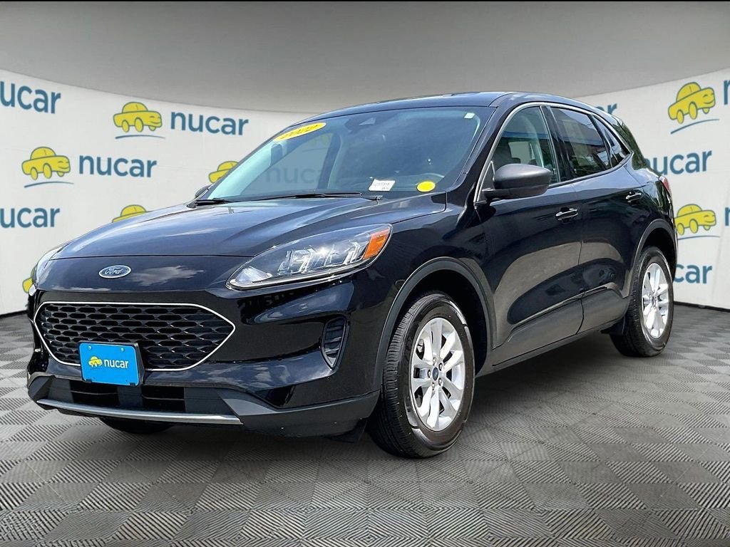 Used 2022 Black Ford SE image 3