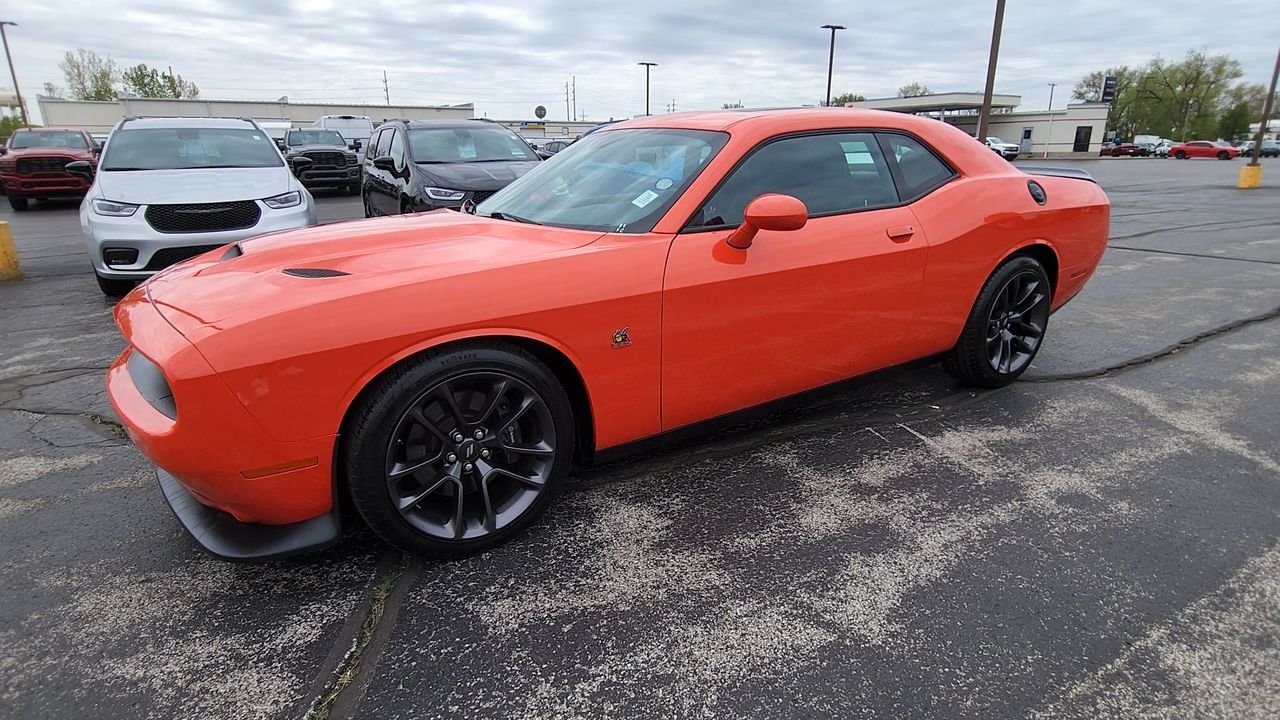 Used 2023 Go Mango Dodge R/T Scat Pack image 4