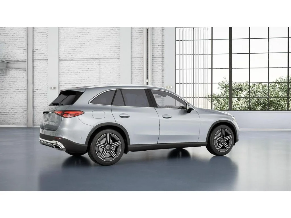 New 2027 Silver Mercedes-Benz GLC 300 image 19