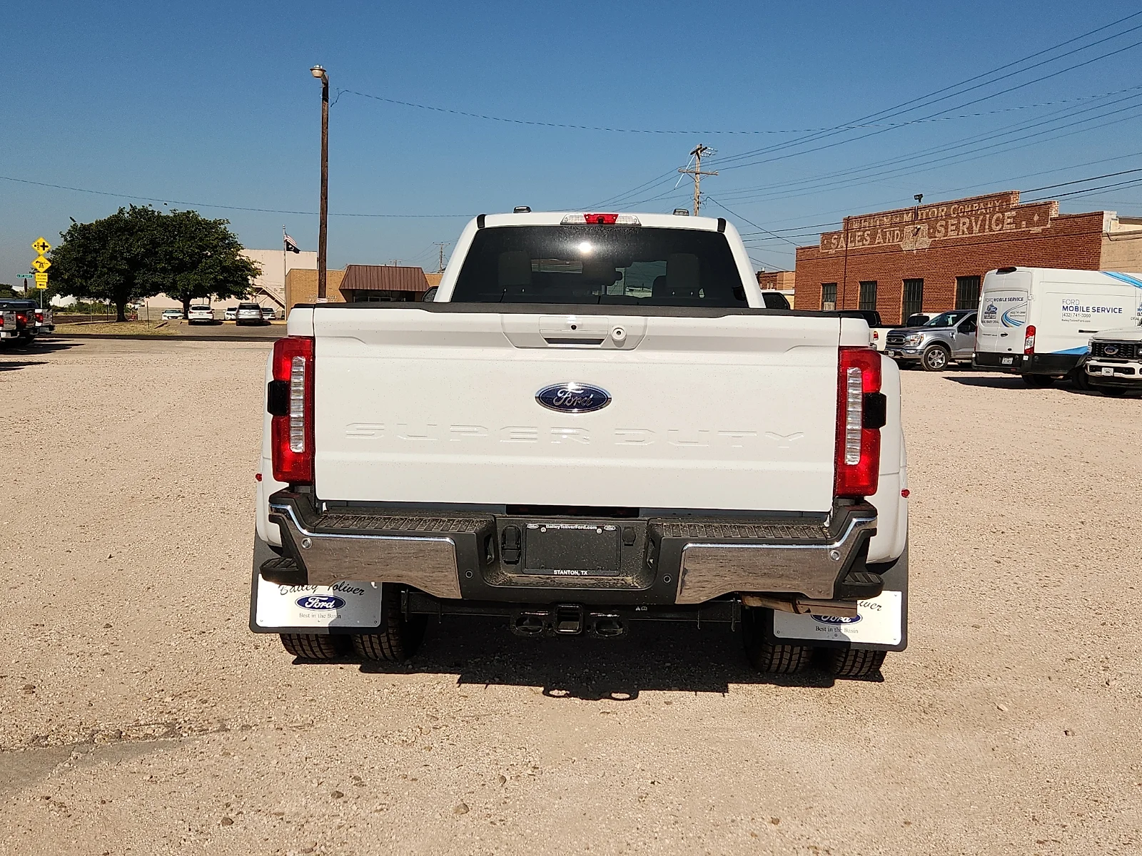 New 2026 Oxford White Ford Lariat image 6
