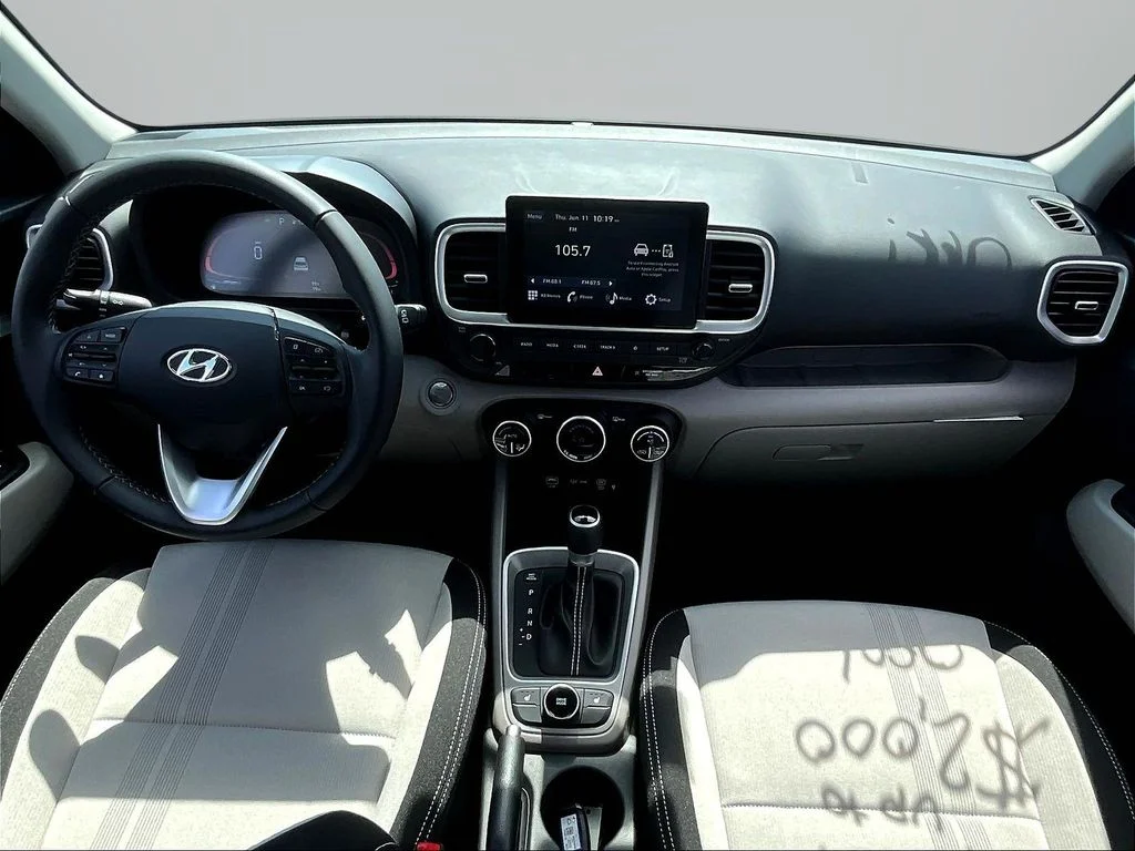 New 2026 Silver Hyundai SEL image 5
