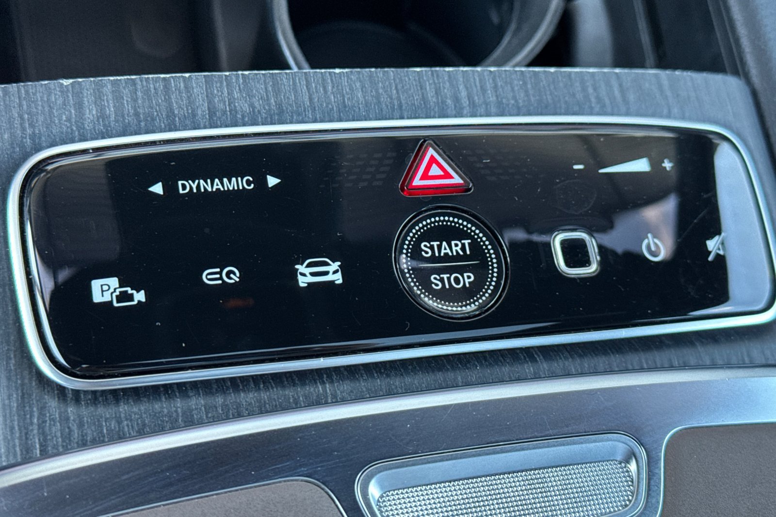 Certified Used 2023 White Mercedes-Benz 580 image 23