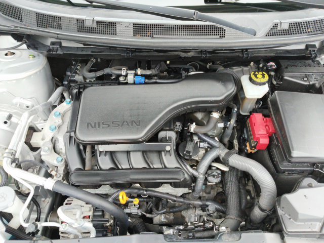 Used 2020 Silver Nissan SV image 11