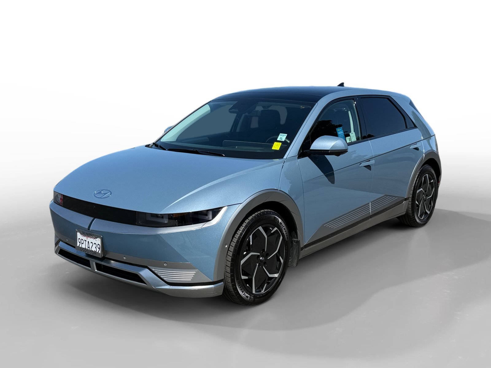 Used 2024 Blue Hyundai Limited image 1