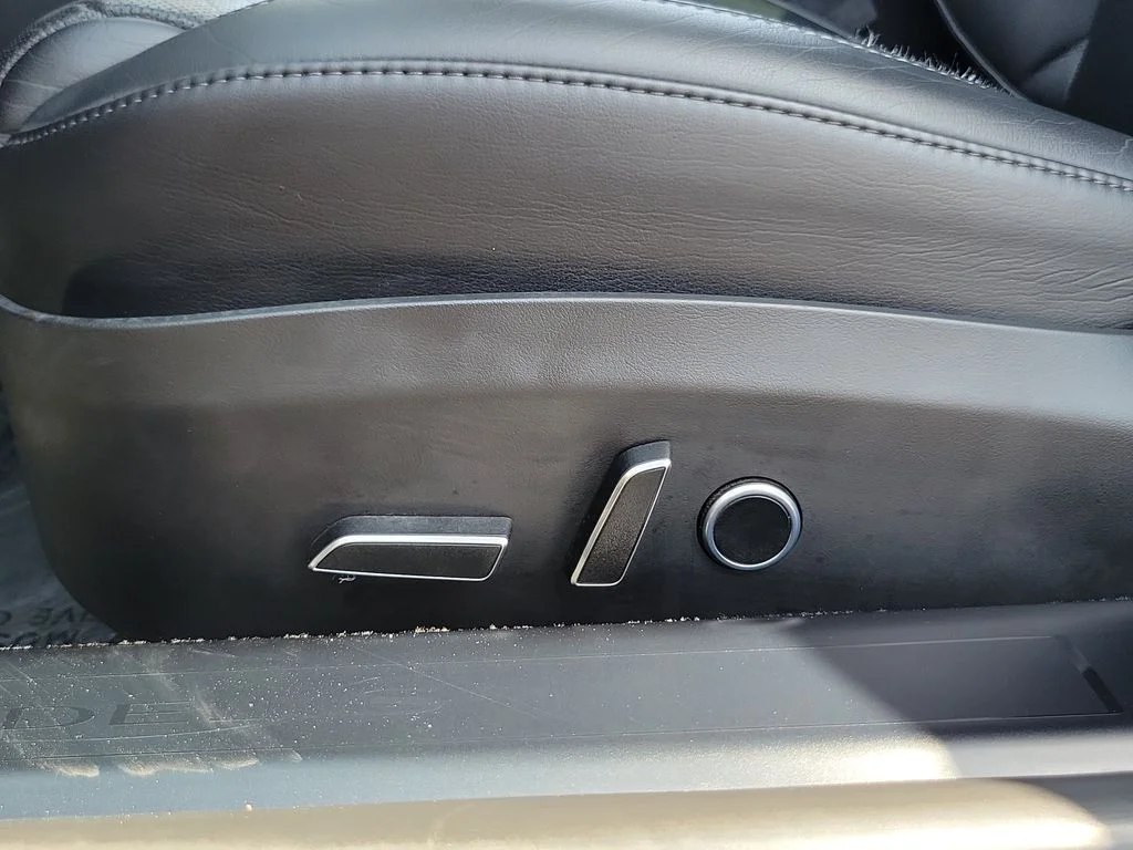 Used 2021 Solid Black Tesla Plaid image 13