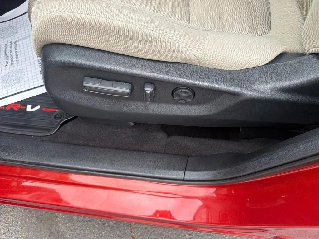 Certified Used 2018  Honda EX image 21