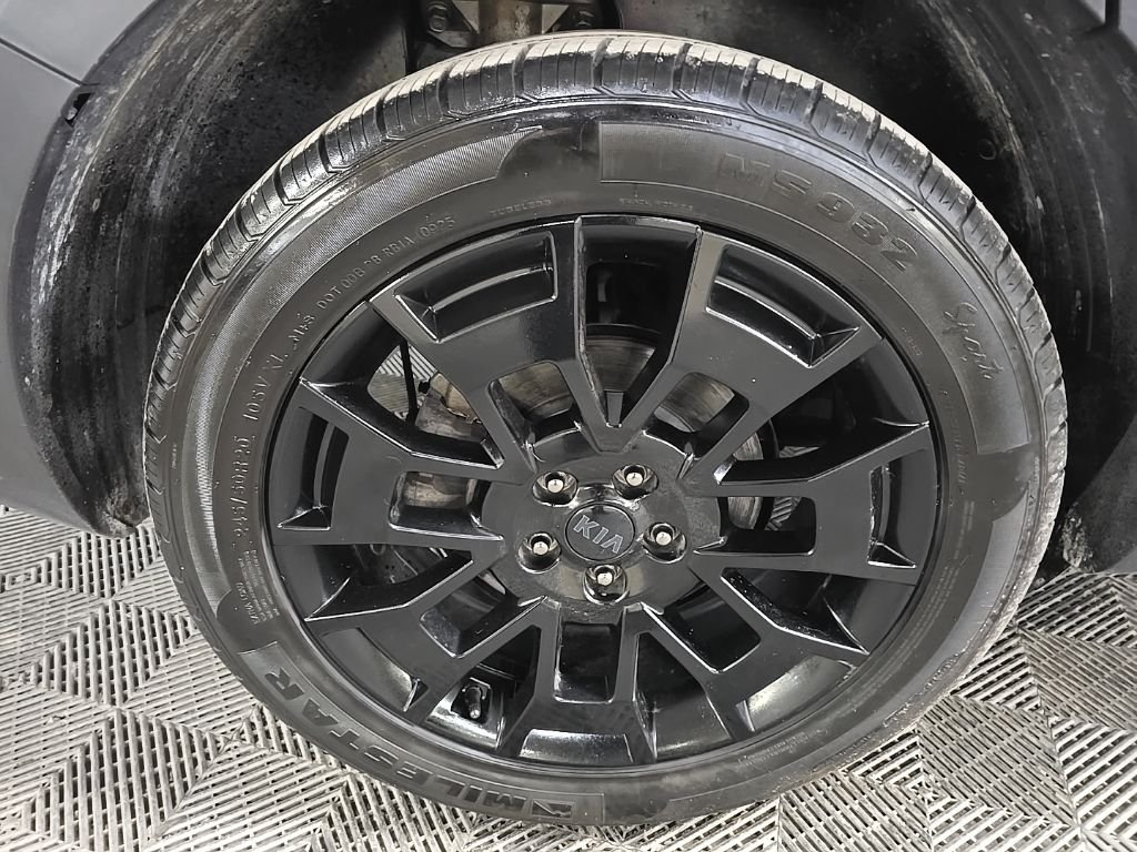 Used 2021 Gray Kia EX image 14