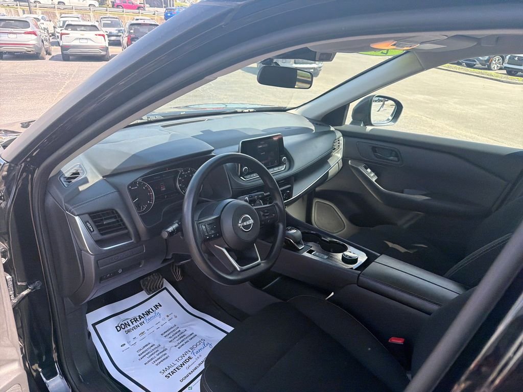 Used 2024 Black Nissan S image 17