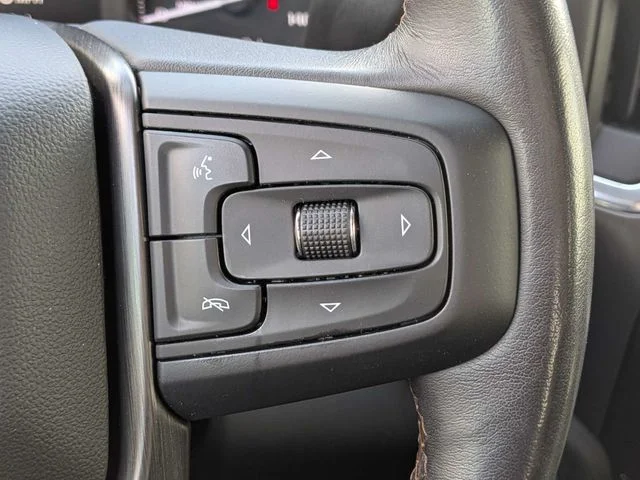 Used 2023 Black GMC AT4 image 26