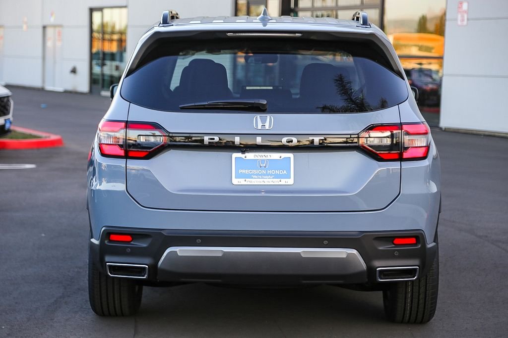 New 2026 Sonic Gray Pearl Honda EX-L image 8