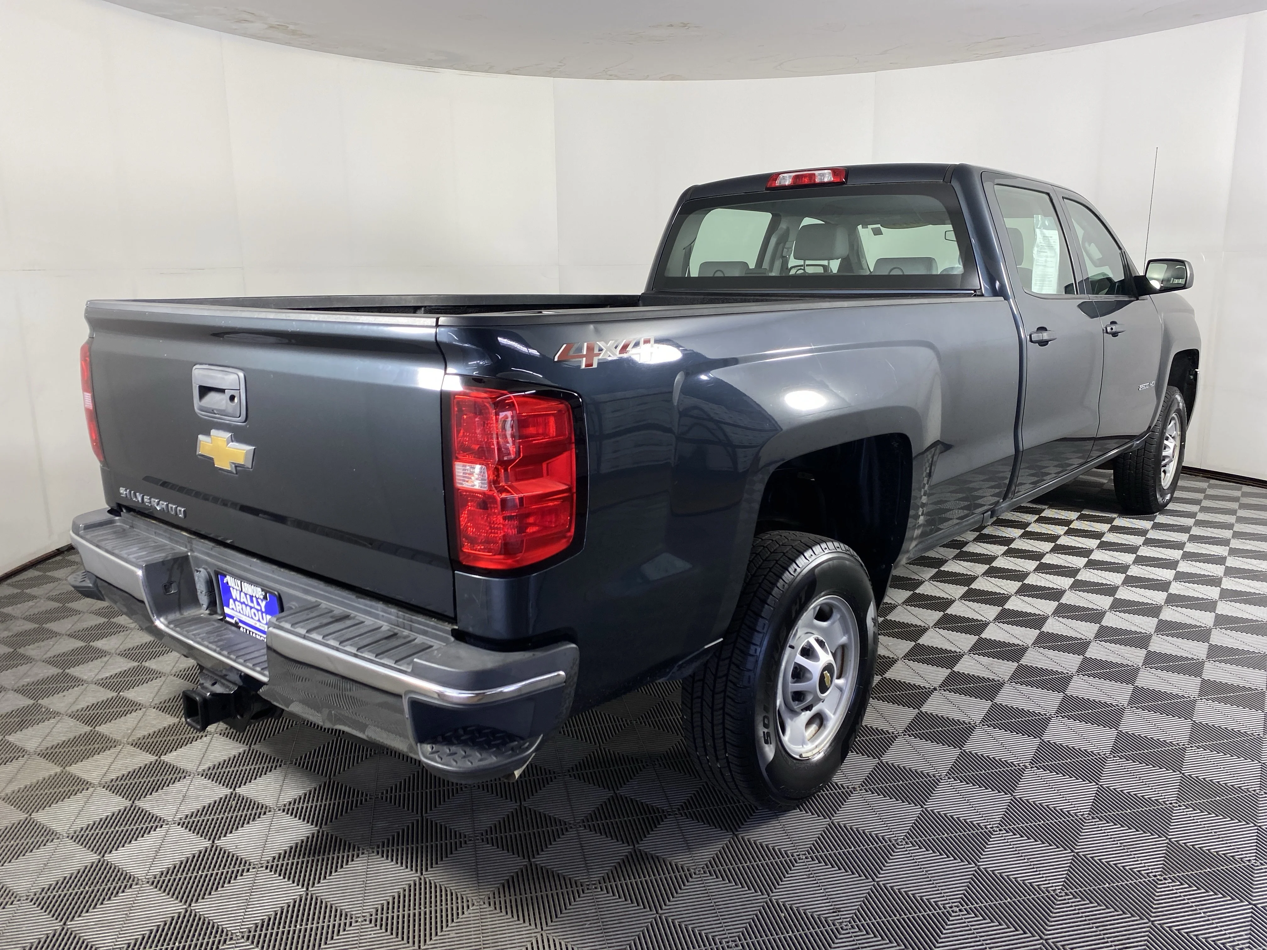 Used 2018 Graphite Metallic Chevrolet Work Truck image 5