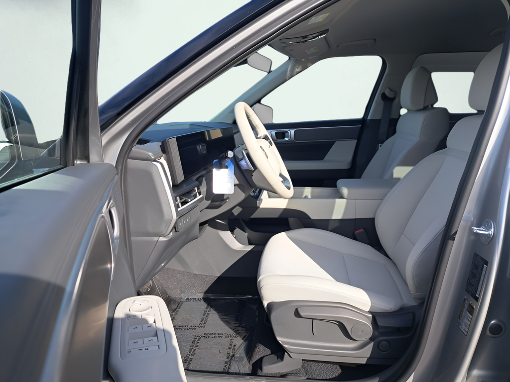 New 2026 Silver Hyundai SE image 10