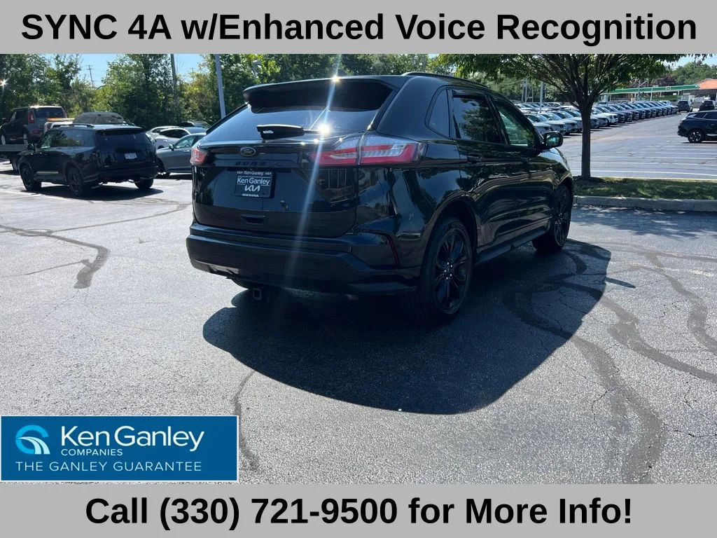 Used 2022 Black Ford SE image 8