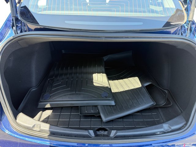 Used 2018 Deep Blue Metallic Tesla Long Range image 17