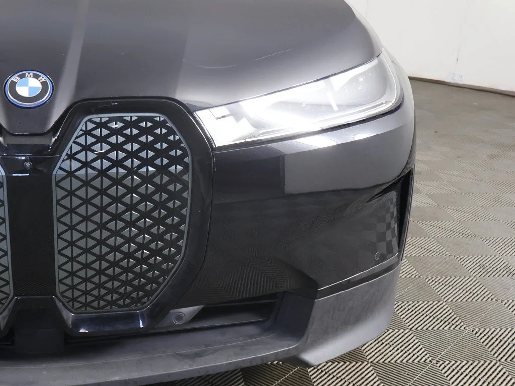 Used 2024 Black BMW xDrive50 image 16