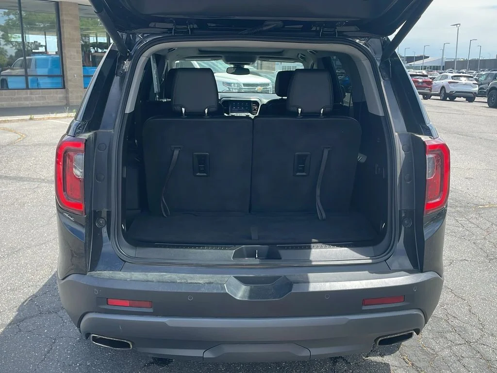 Used 2021 Ebony Twilight Metallic GMC AT4 image 9