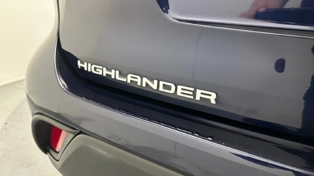 Used 2024 Blue Toyota XLE image 20