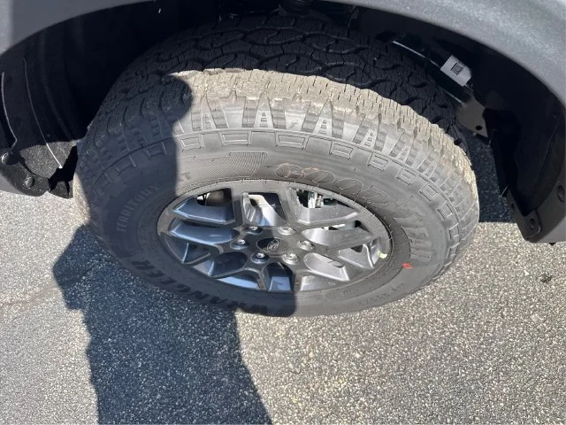 New 2026 Carbonized Gray Metallic Ford XLT image 18
