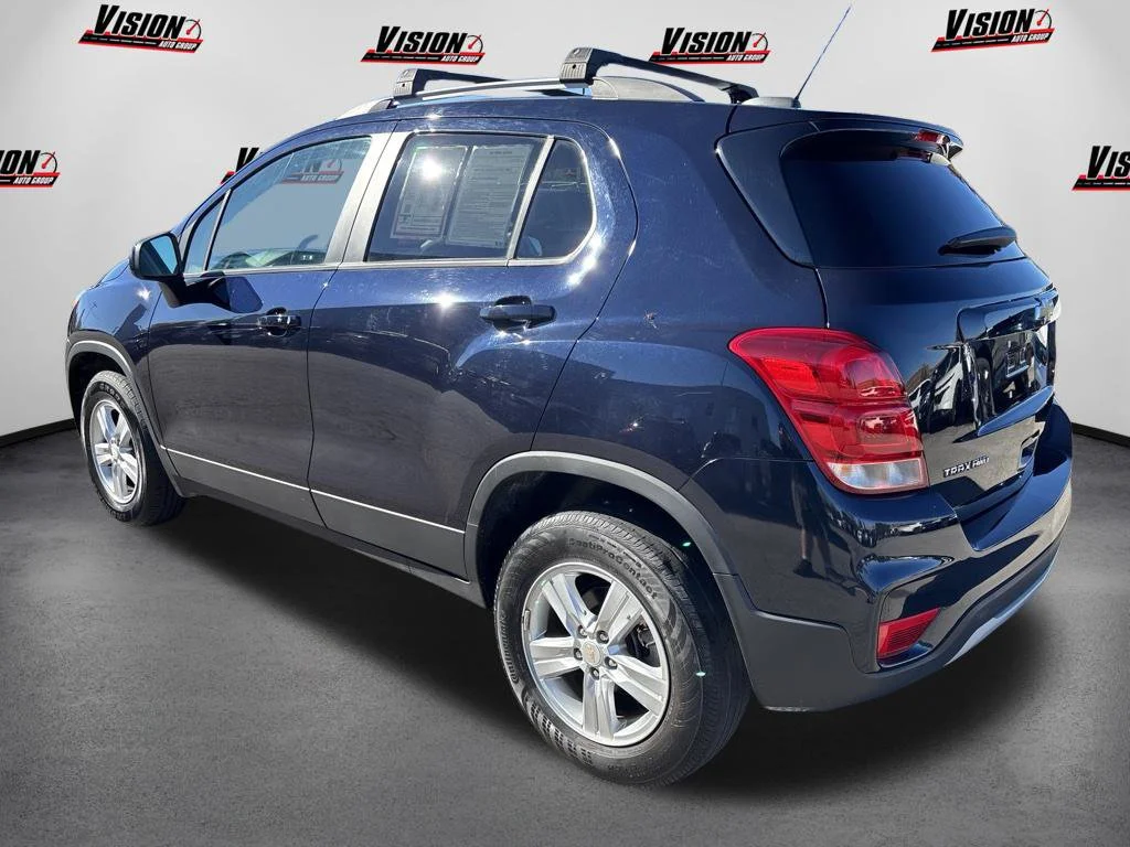 Used 2022 Blue Chevrolet LT image 8