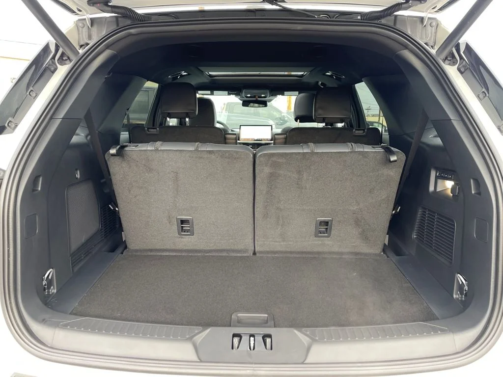 New 2026 Star White Metallic Tri-Coat Ford Tremor® image 45