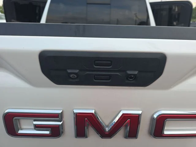 Used 2019 White GMC SLT image 14