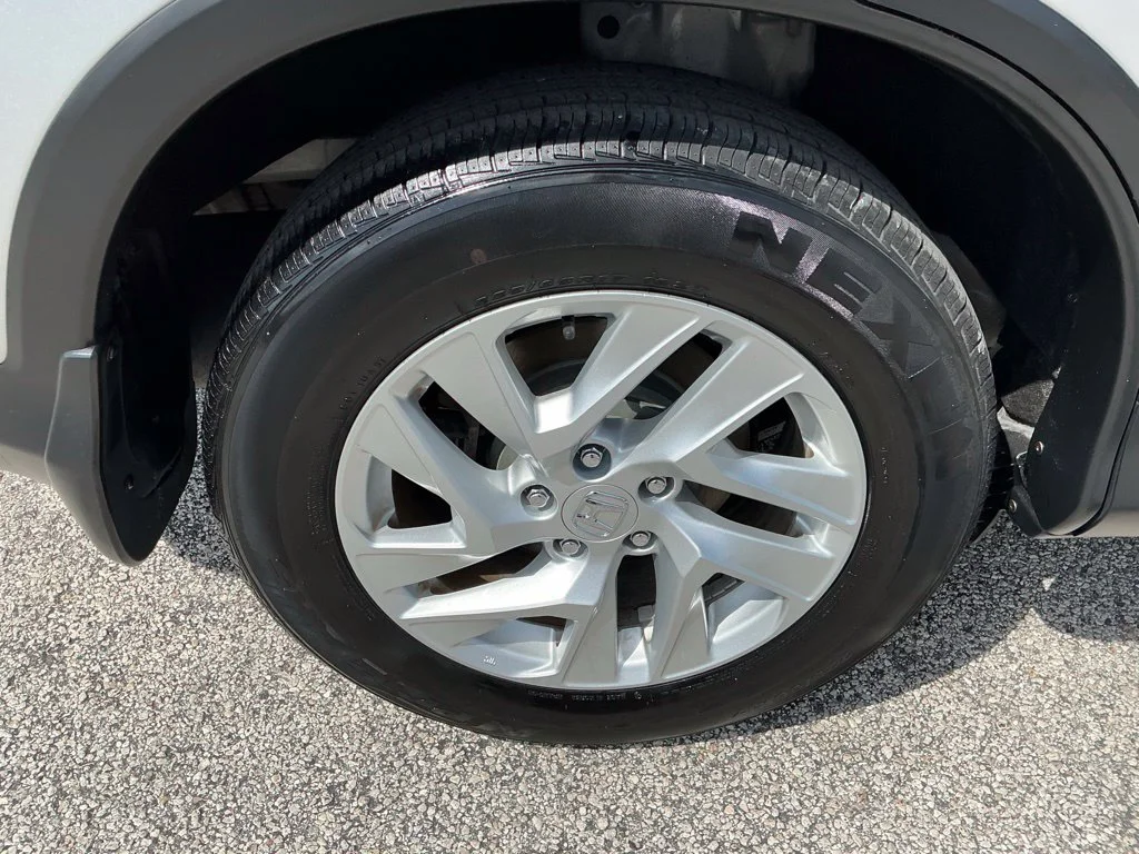 Used 2015 Silver Honda EX image 15