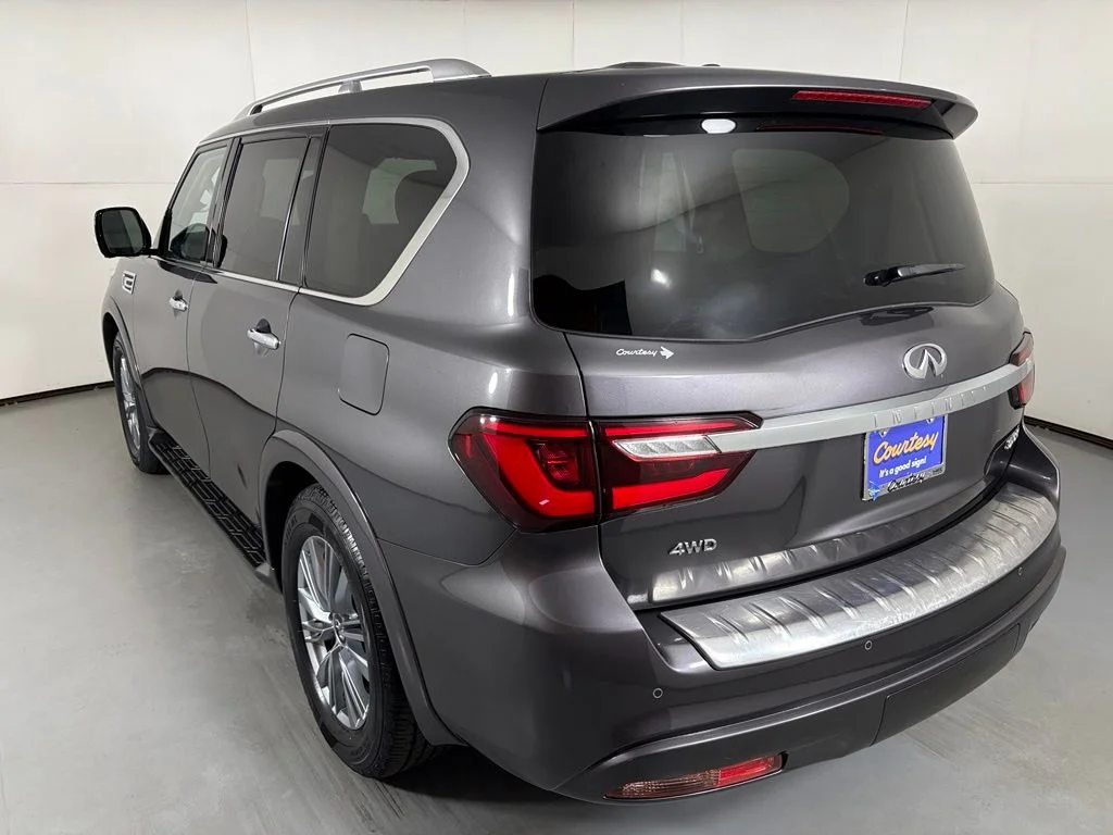Used 2024 Gray INFINITI LUXE image 6