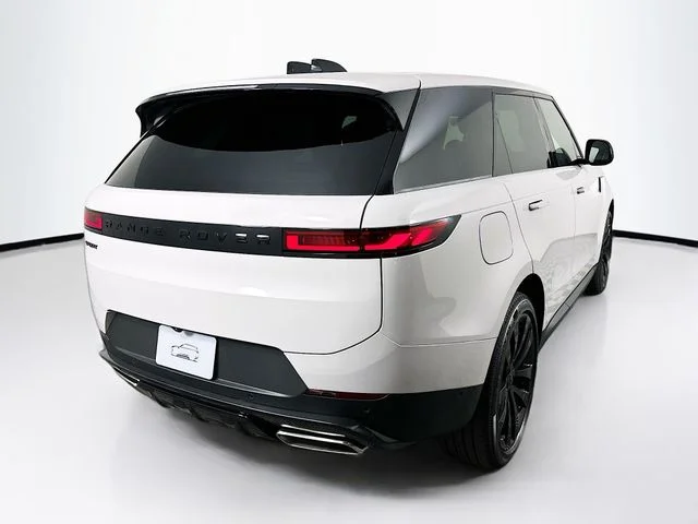 New 2026 Gray Land Rover SE image 5
