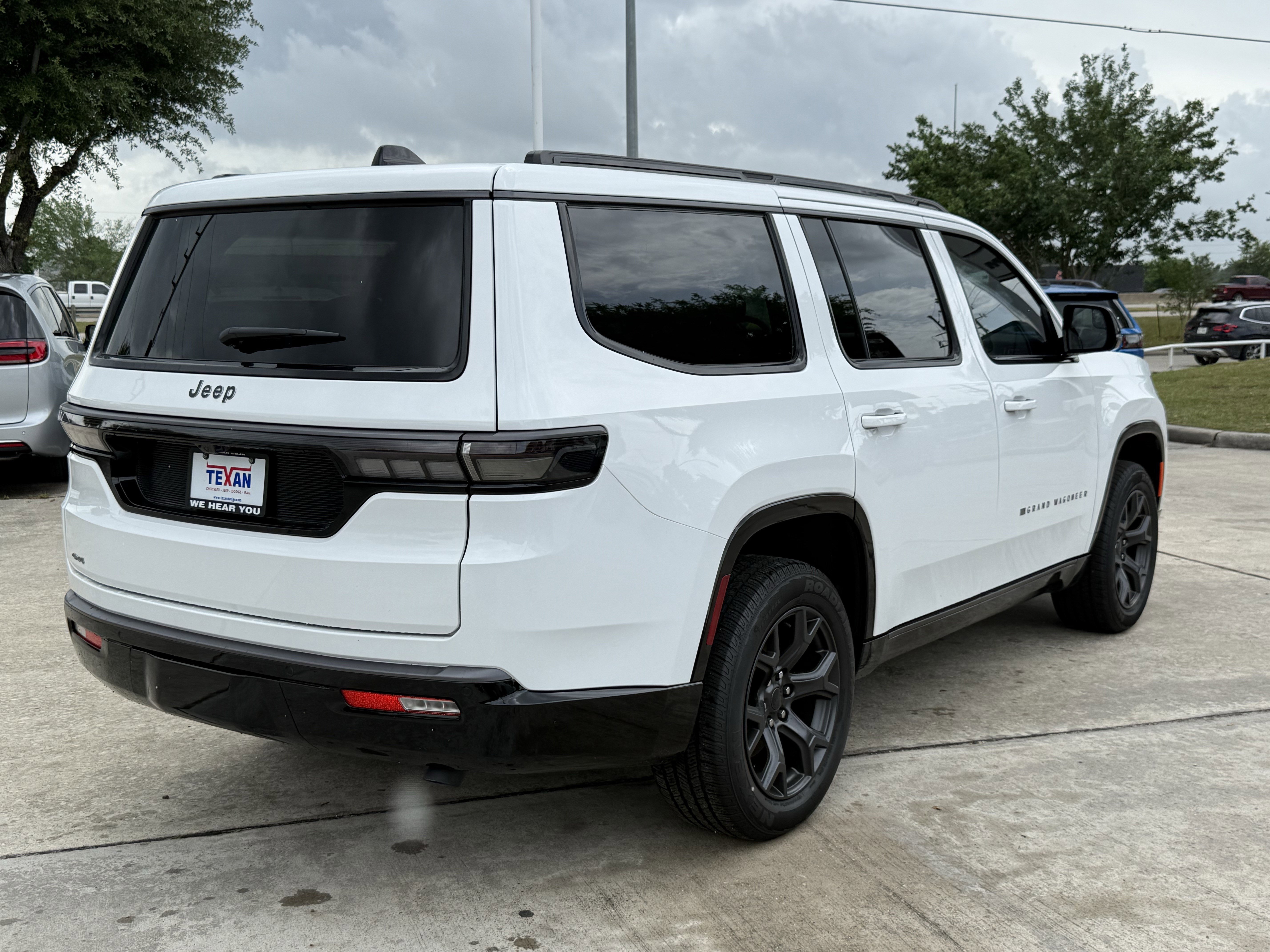 New 2026 Bright White Clearcoat Jeep Limited Altitude image 4