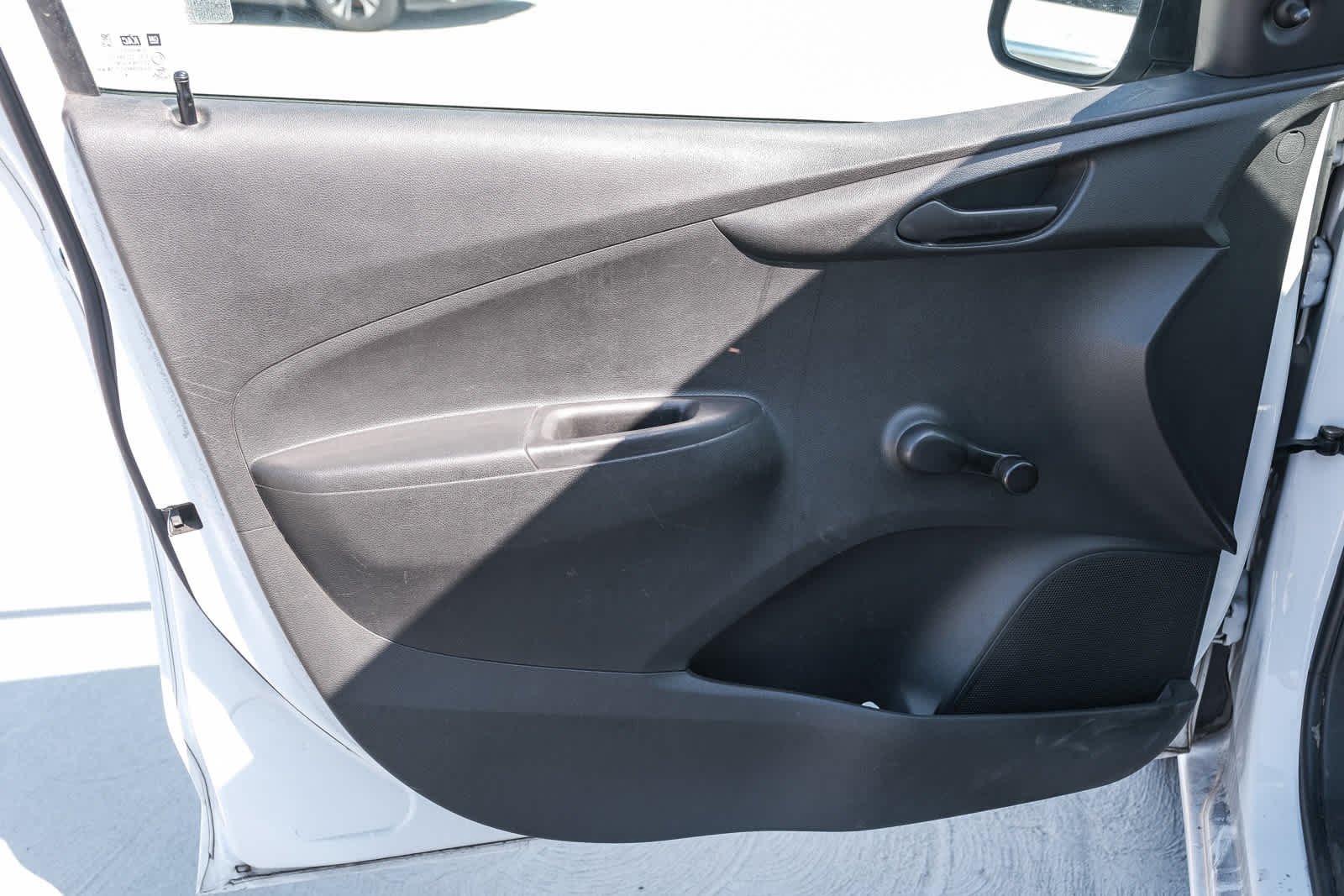 Used 2017 Summit White Chevrolet LS image 21