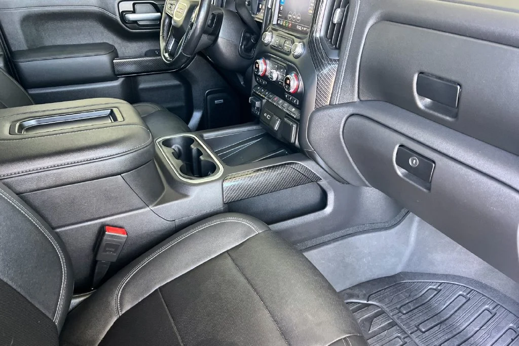 Used 2021 Gray GMC SLT image 19