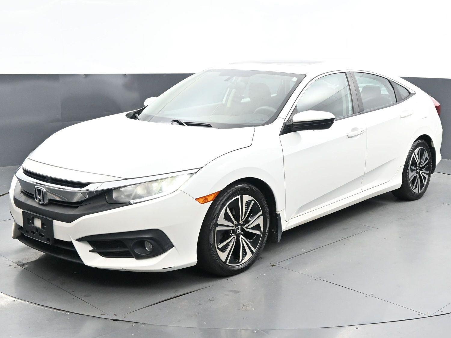 Used 2016 White Orchid Pearl Honda EX-T image 3