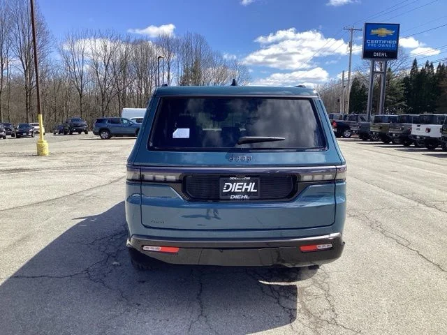 New 2026 Steel Blue Exterior Paint Jeep Limited Altitude image 6