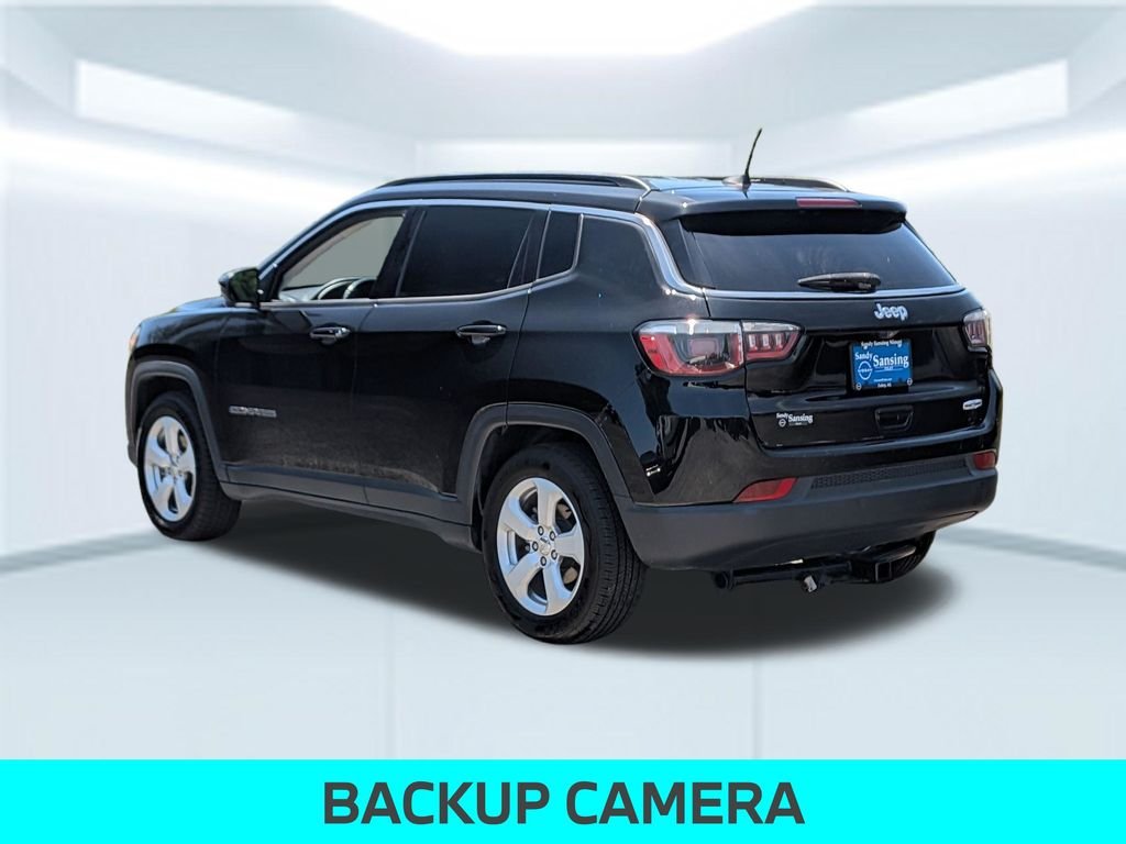 Used 2019 Black Jeep Latitude image 5