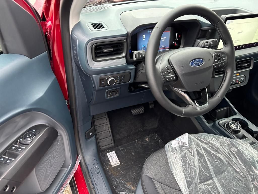 New 2026 Ruby Red Metallic Tinted Clearcoat Ford XLT image 9