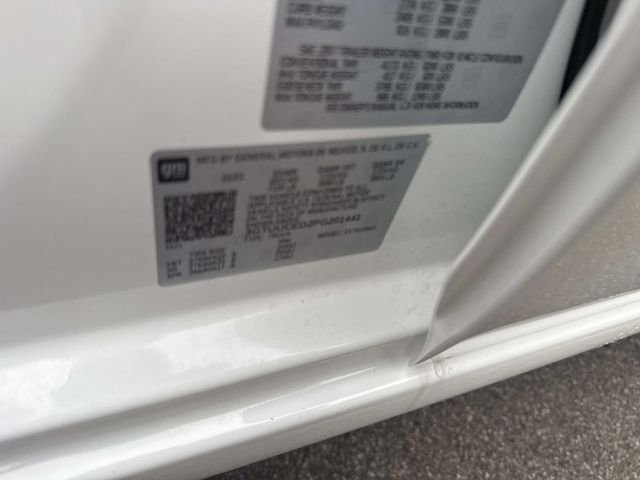 Used 2023 Summit White GMC Elevation image 22