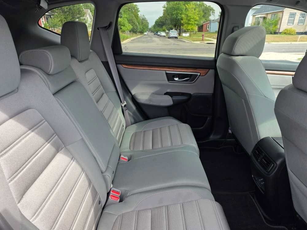 Used 2021 Silver Honda EX image 7