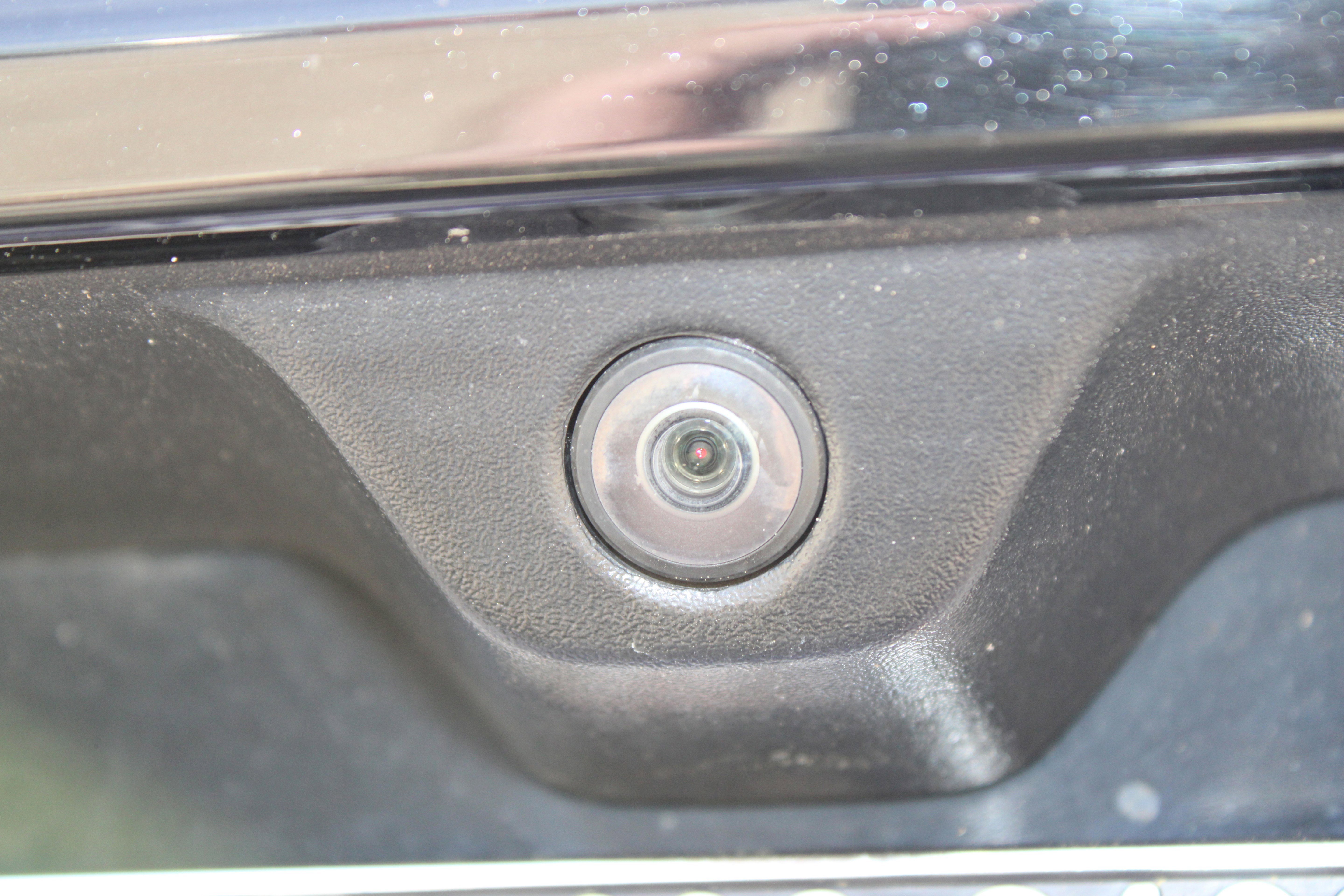 Used 2020 Diamond Black Crystal Pearlcoat Jeep Trailhawk image 12