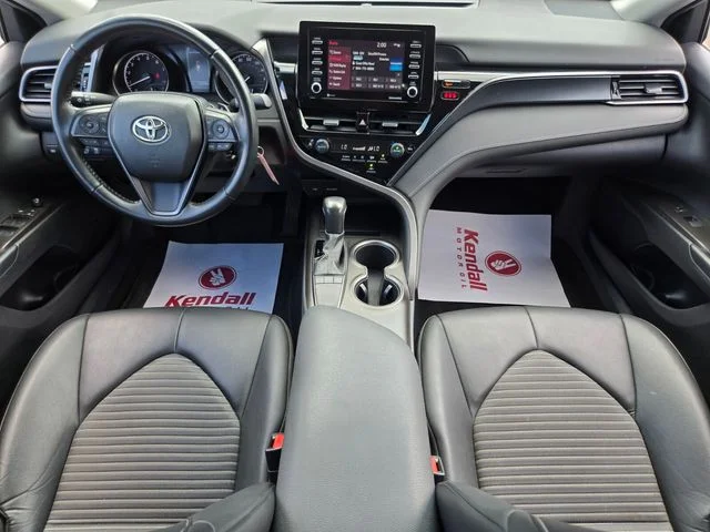 Used 2022 White Toyota SE image 14