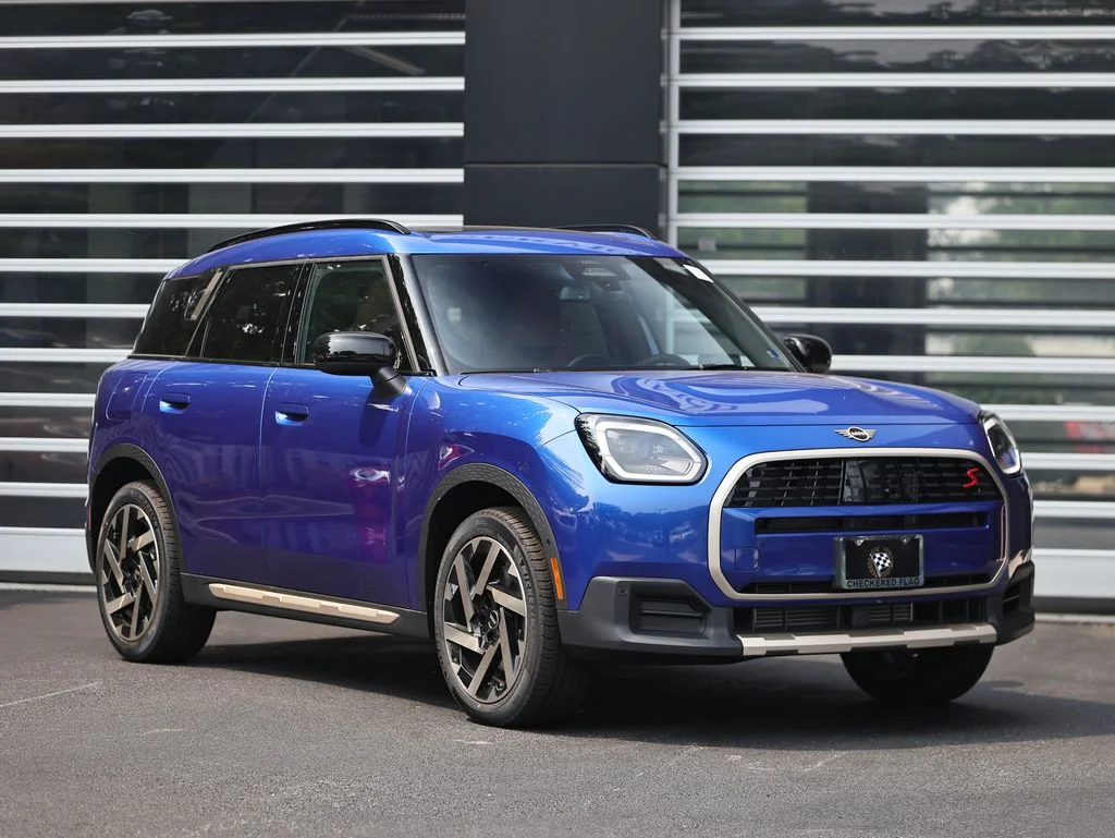 New 2027 Blazing Blue MINI Signature Plus image 1