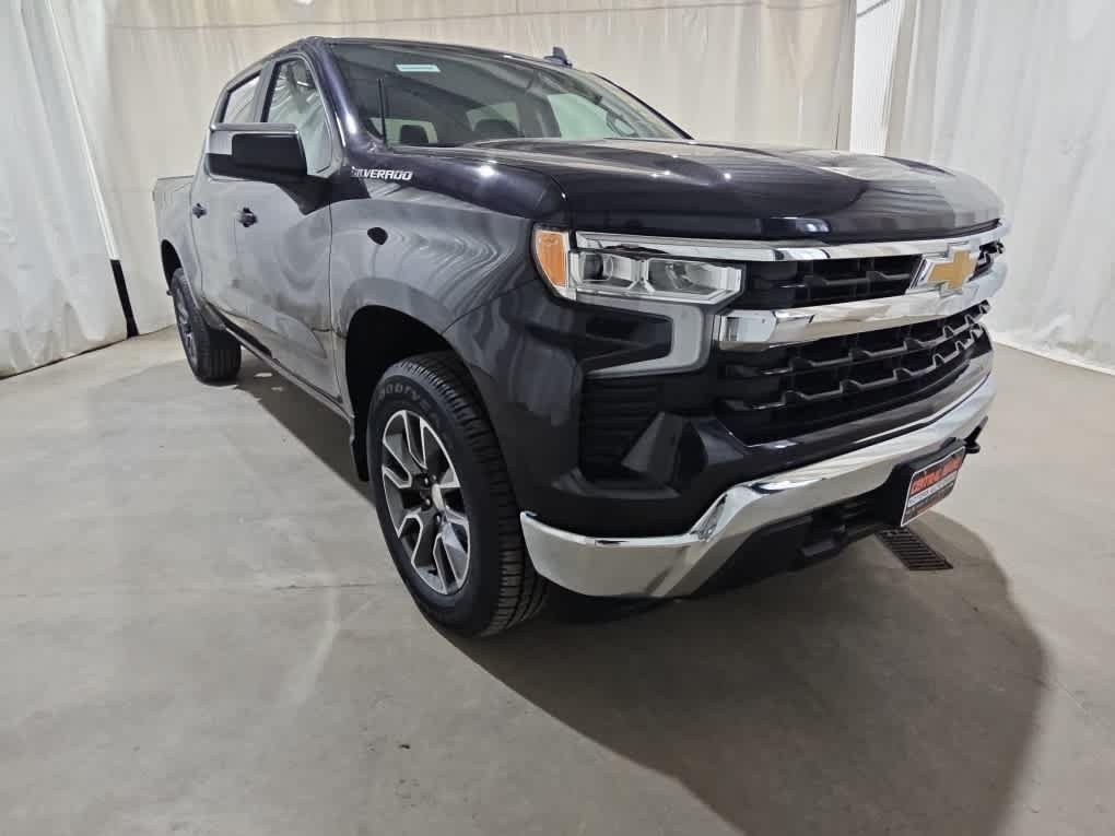 Used 2023 Dark Ash Metallic Chevrolet LT (2FL) image 5