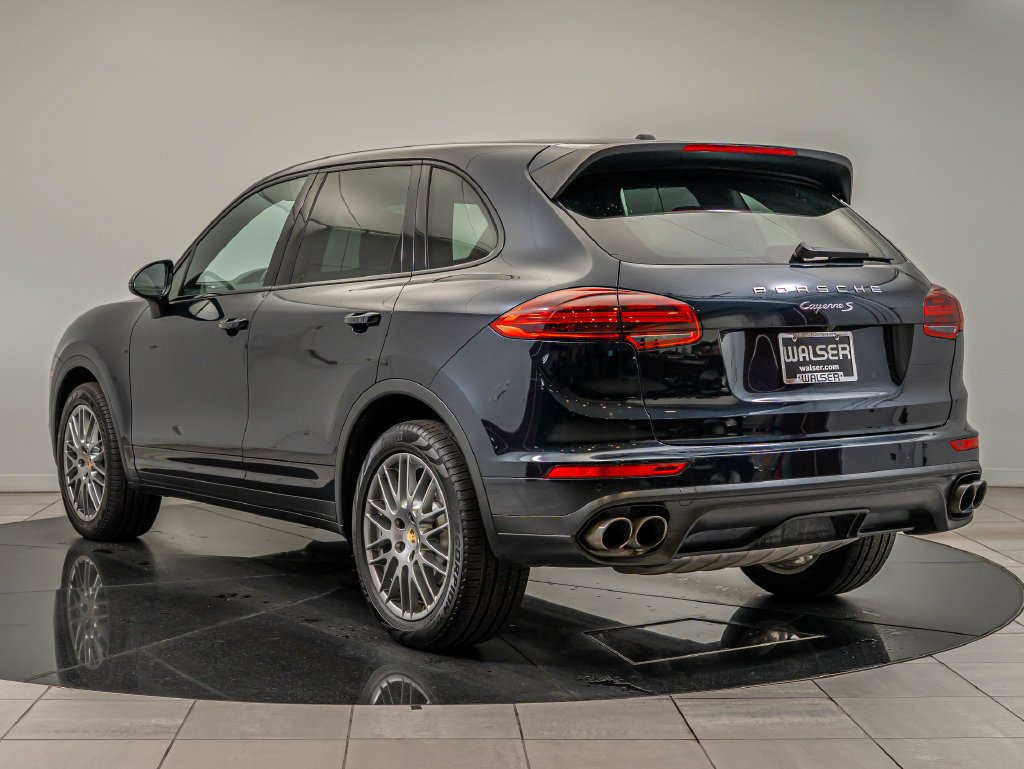 Used 2017 Blue Porsche S image 3