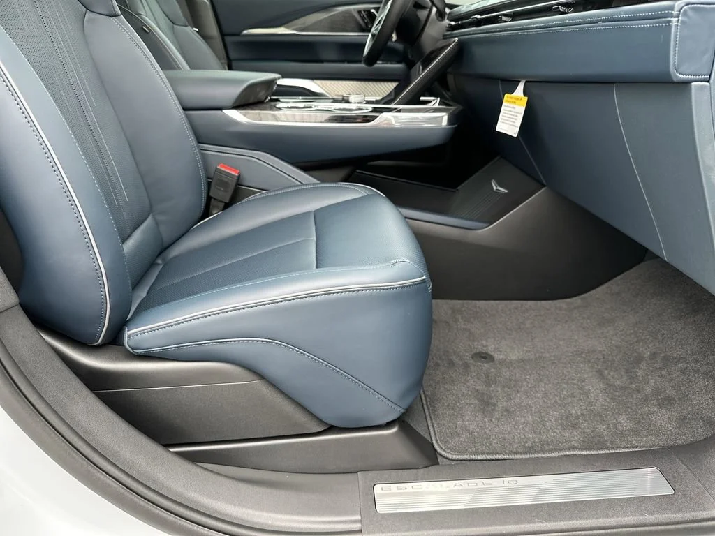 2026 Cadillac Escalade IQL Premium Sport - Photo 39